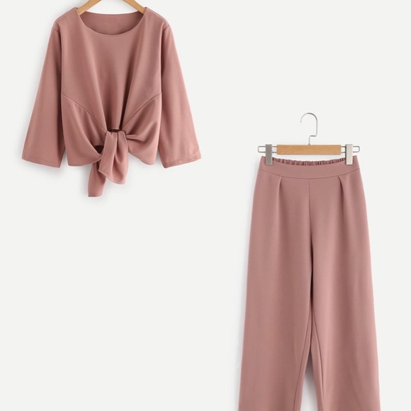 Other - NWOT/MAUVE (2) PC SET TIE UP TOP WIDE PANTS SZ:L